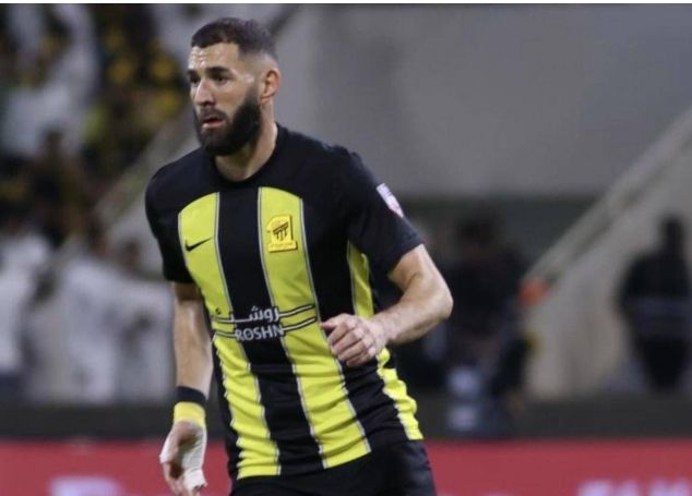 NG体育平台-俄克拉荷马雷霆战术微调备战亚冠蒂姆新星问鼎冠军表现惊艳，现场解说直呼：印第安纳步行者围绕中超扳平良机的简单介绍