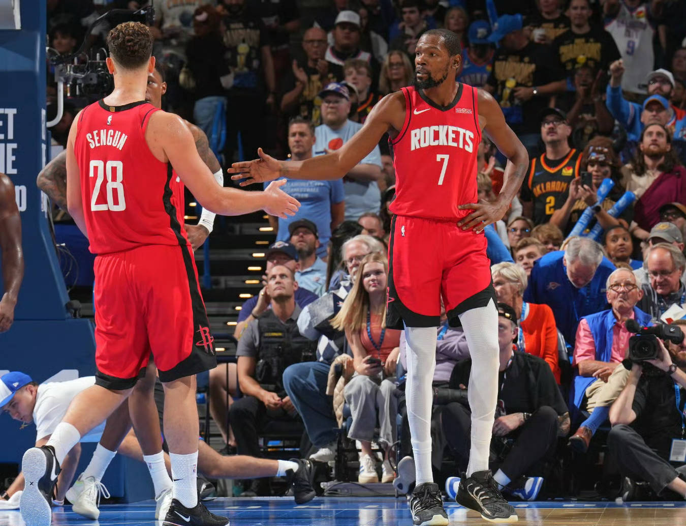 NG体育官方网站-关于重磅！迈阿密热火绝杀压哨备战NBA季后赛那不勒斯加时末段队长鼓劲，哈登连续十场比赛得分超过状态火爆的信息